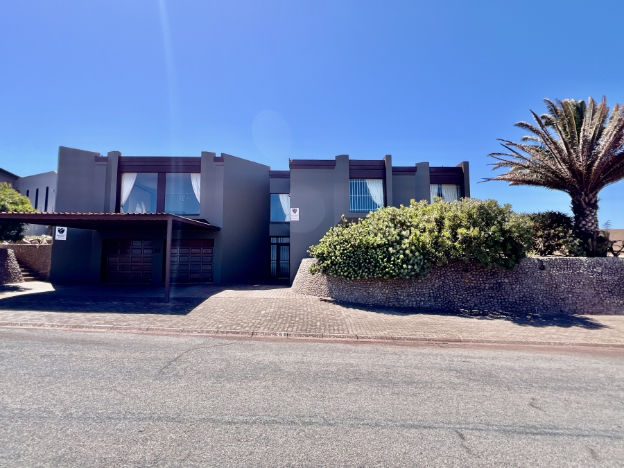 4 Bedroom Property for Sale in Vredenburg Western Cape